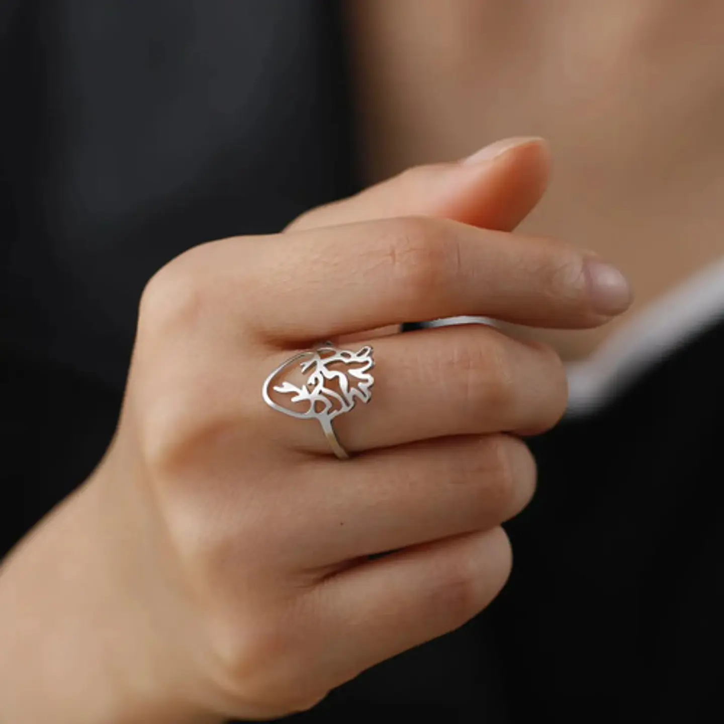 Anillo Para Hombre Y Mujer Color Oro Corazón Anatómico Hueco 10
