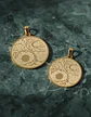 Set De 2 Dijes Para Mujer Medallas Árbol De La Vida Sol Luna - Miniatura 4