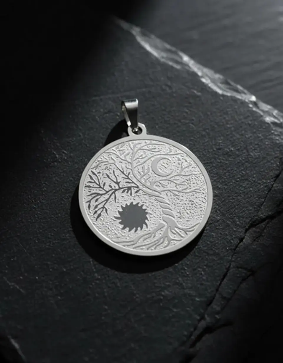 Set De 2 Dijes Para Mujer Medallas Árbol De La Vida Sol Luna 18