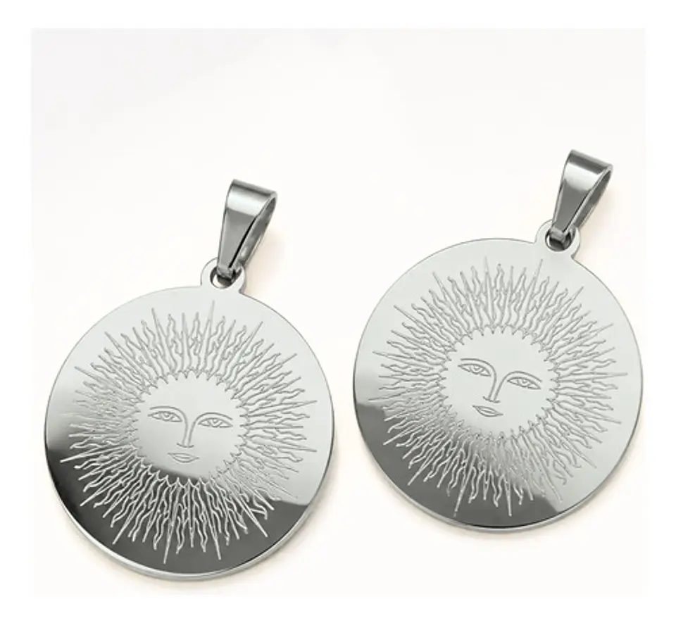Pack X2 De Acero Para Hombre Y Mujer Dijes Medalla Sol Tótem 11