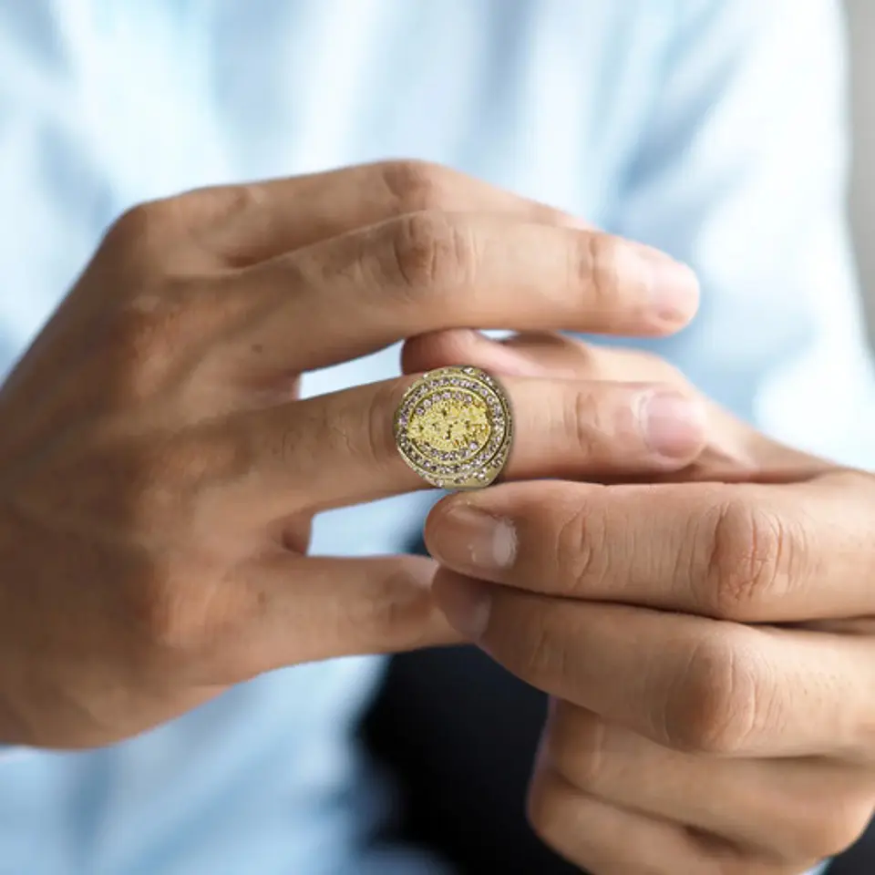Anillo Virgen María Para Hombre Mujer De Color Oro Y Piedras 9