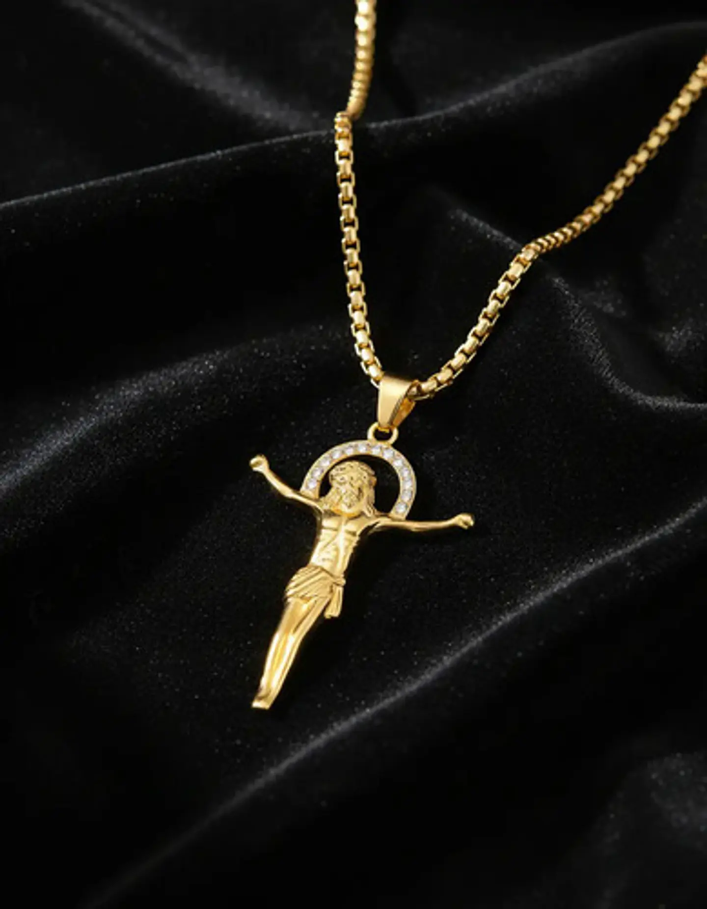Collar Para Hombres Dije Crucifijo Con Piedras Cz Color Oro 9