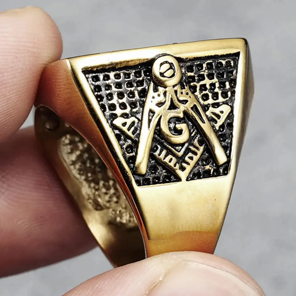 Gran Anillo Para Hombres Illuminati Novus Mason Color Oro 6
