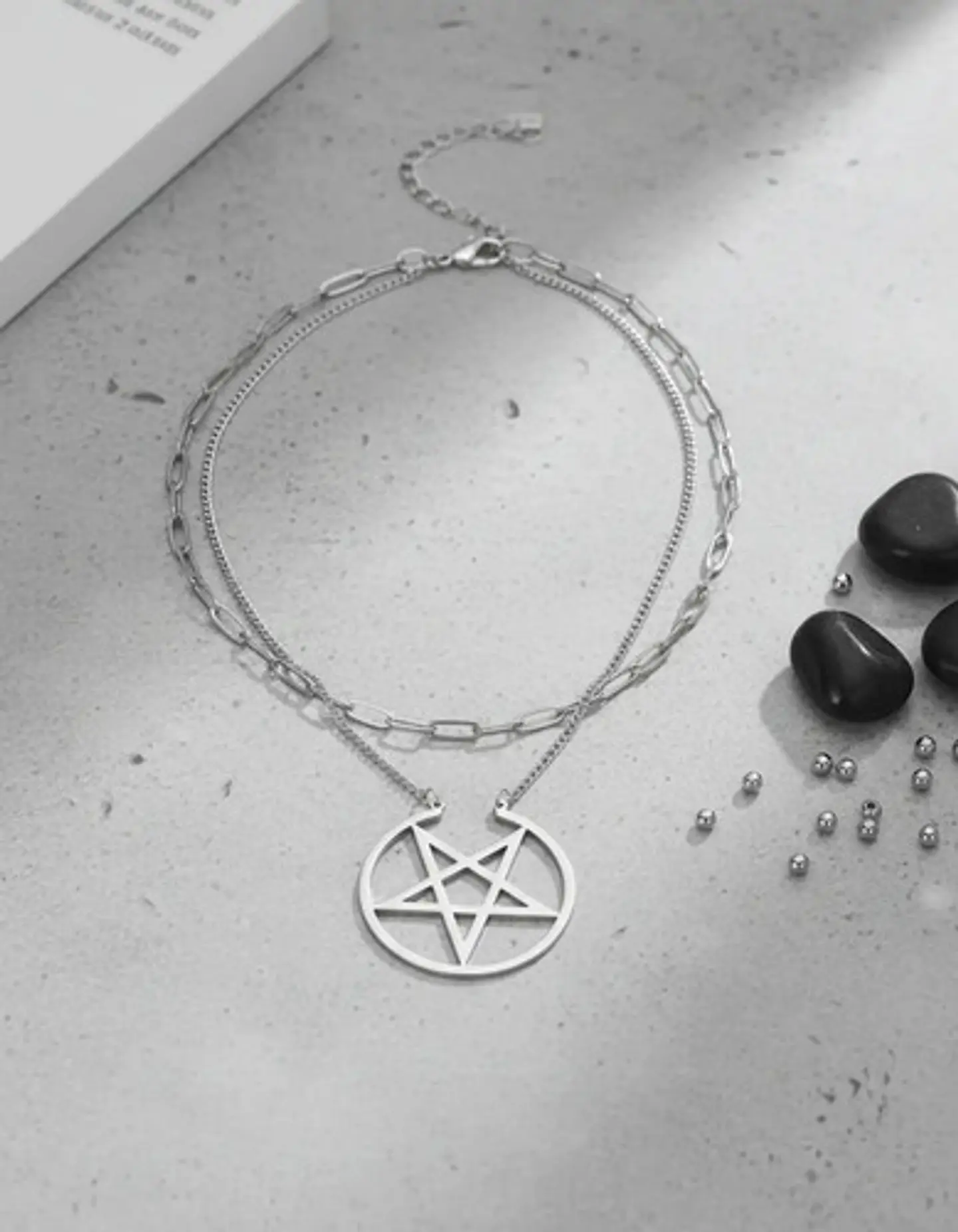Collar Doble Cadena Para Mujer Con Dije Pentagrama De Acero 9