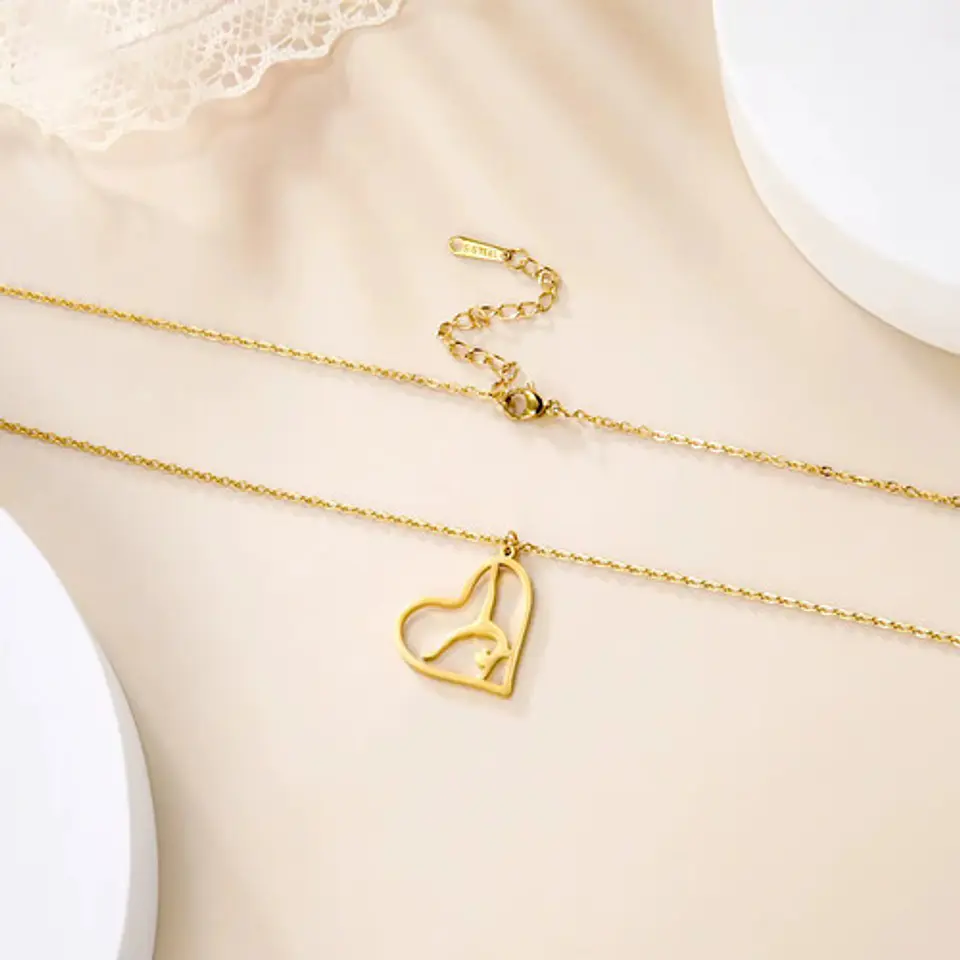 Collar Para Mujeres Dije Corazón Gimnasta De Acero Color Oro 4