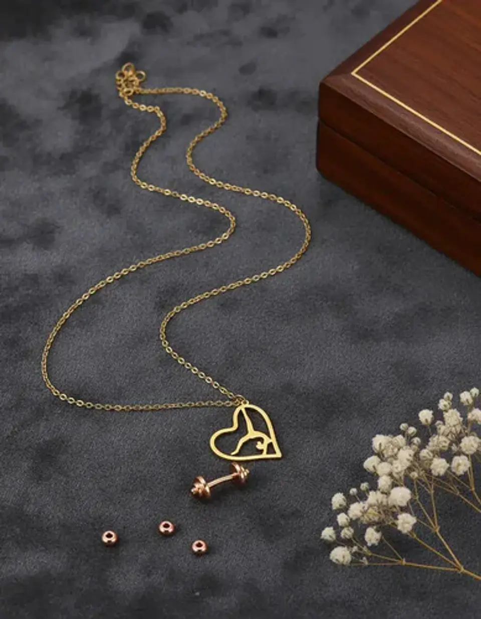 Collar Para Mujeres Dije Corazón Gimnasta De Acero Color Oro 8