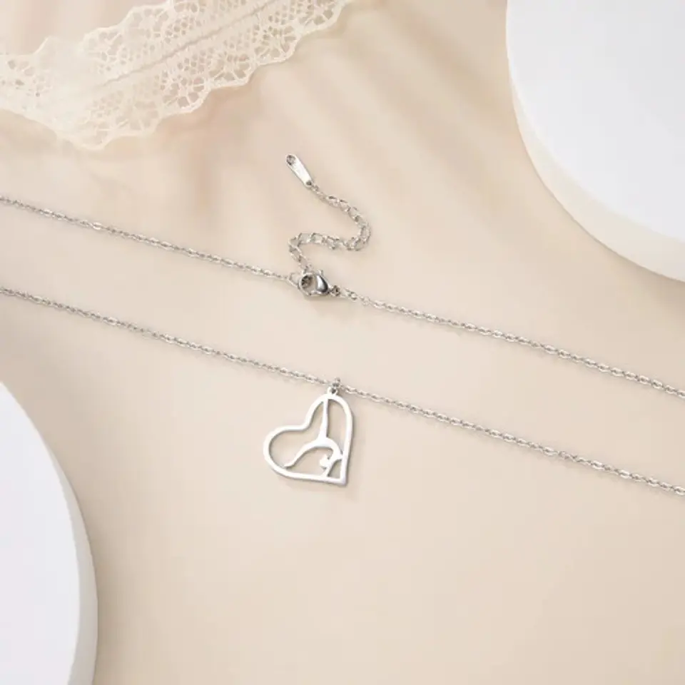 Collar Para Mujeres Dije Corazón Gimnasta De Acero Color Oro 13