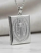 Collar Para Hombres Y Mujeres Dije Medallón Libro San Benito - Miniatura 6