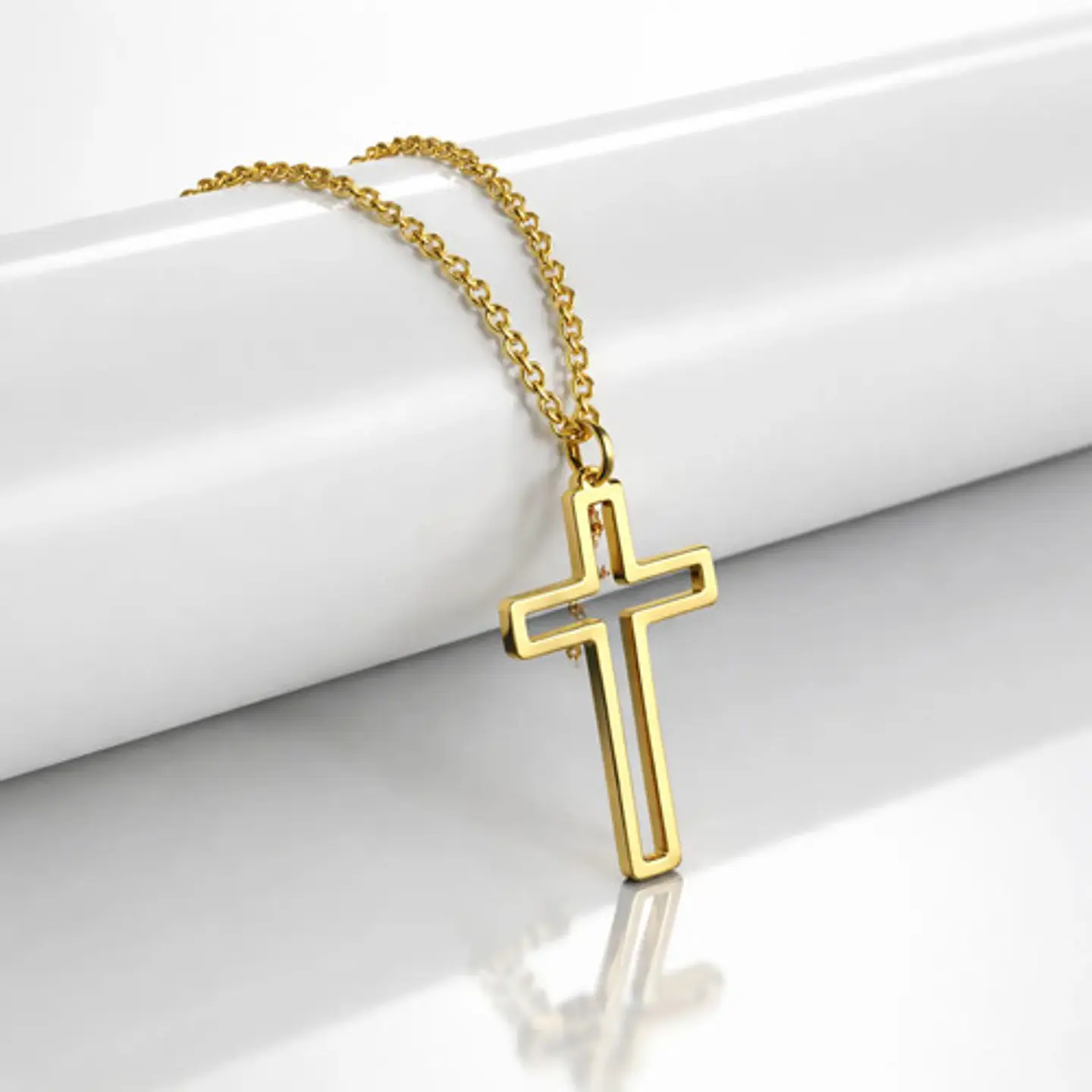 Collar Para Hombre Y Mujer Dije Cruz Hueca Acero Color Oro 4