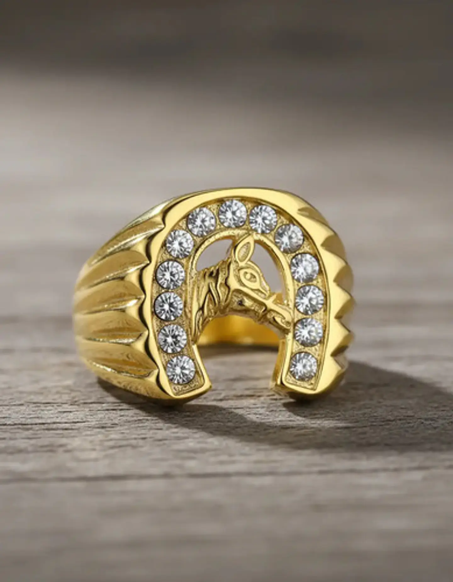 Anillo Color Oro Acero Inoxidable Caballo Piedras Cz Hombre 8