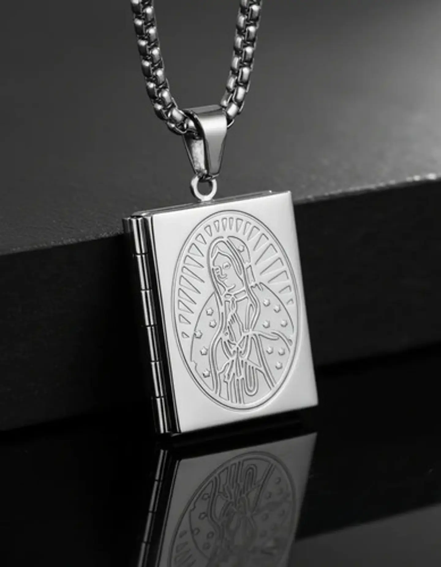 Collar Para Hombre Y Mujer Dije Relicario De La Virgen María 18