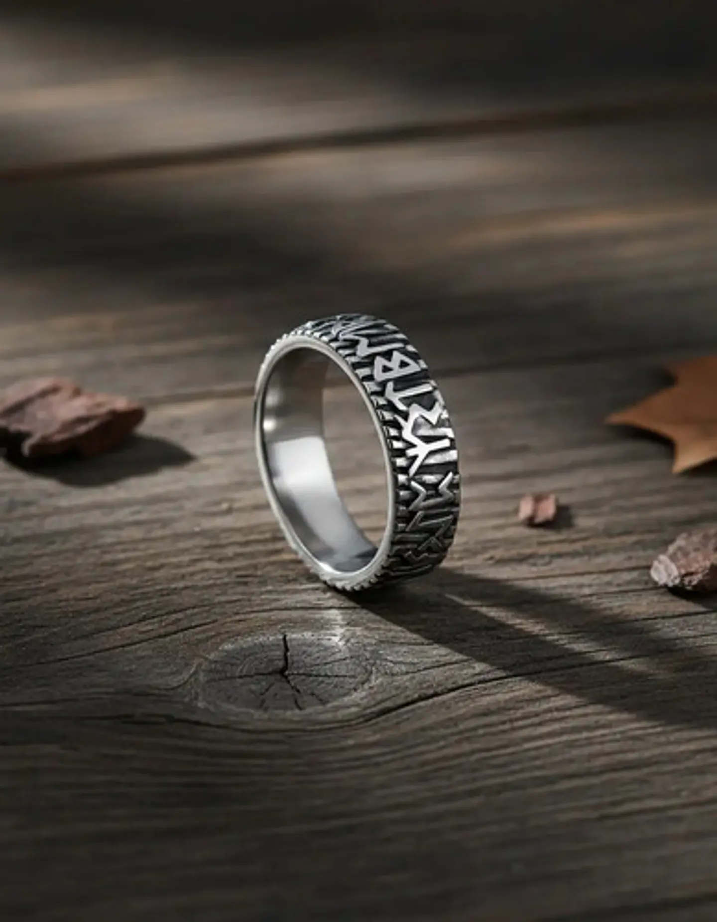 Anillo Vikingo Para Hombre Argolla De Acero Runas Futhark 6