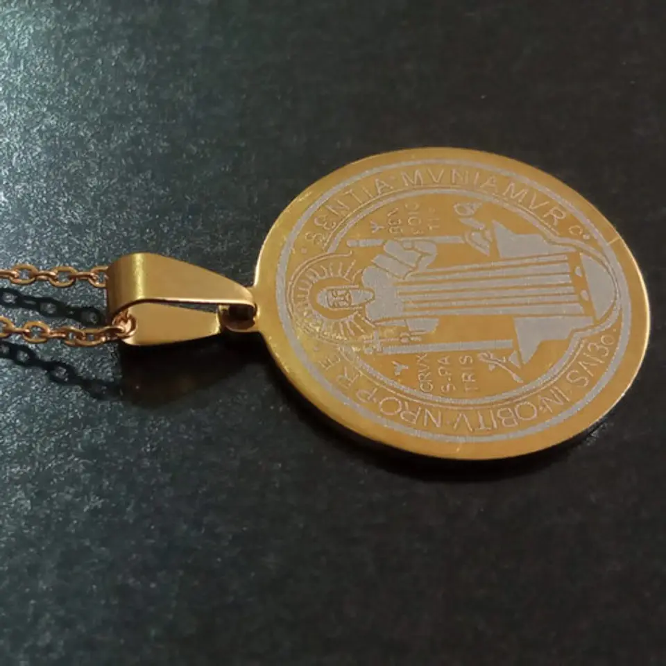 Collar Para Hombre Mujer Dije Medalla San Benito Doble Cara 10