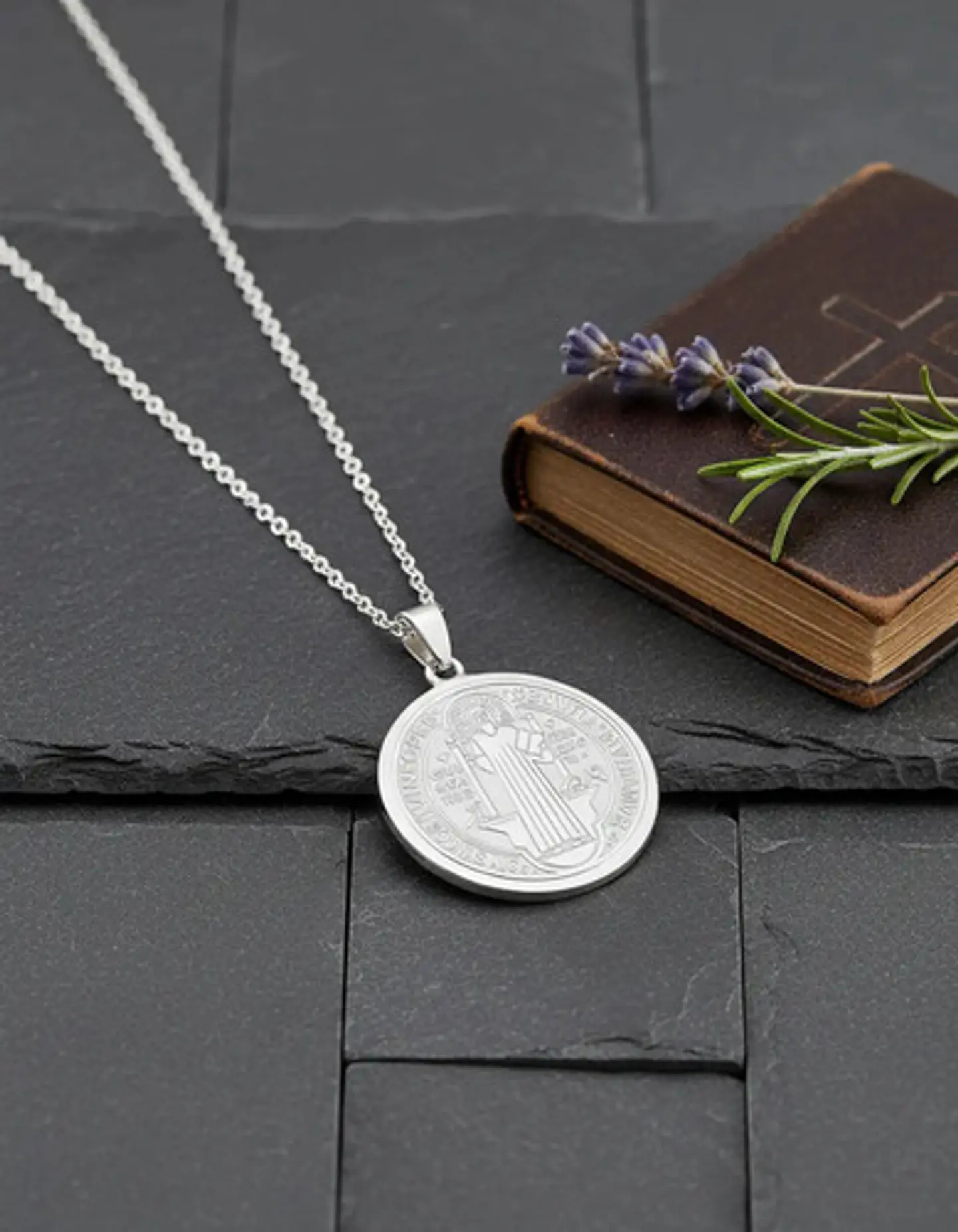 Collar Para Hombre Mujer Dije Medalla San Benito Doble Cara 21