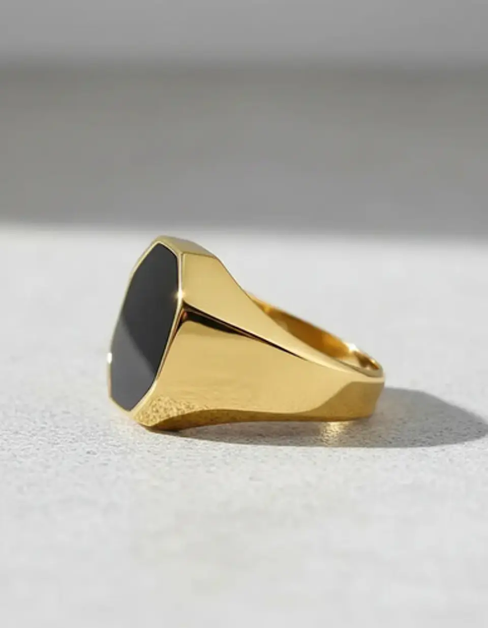 Anillo Octagonal Para Hombre Y Mujer Color Oro De Acero 5