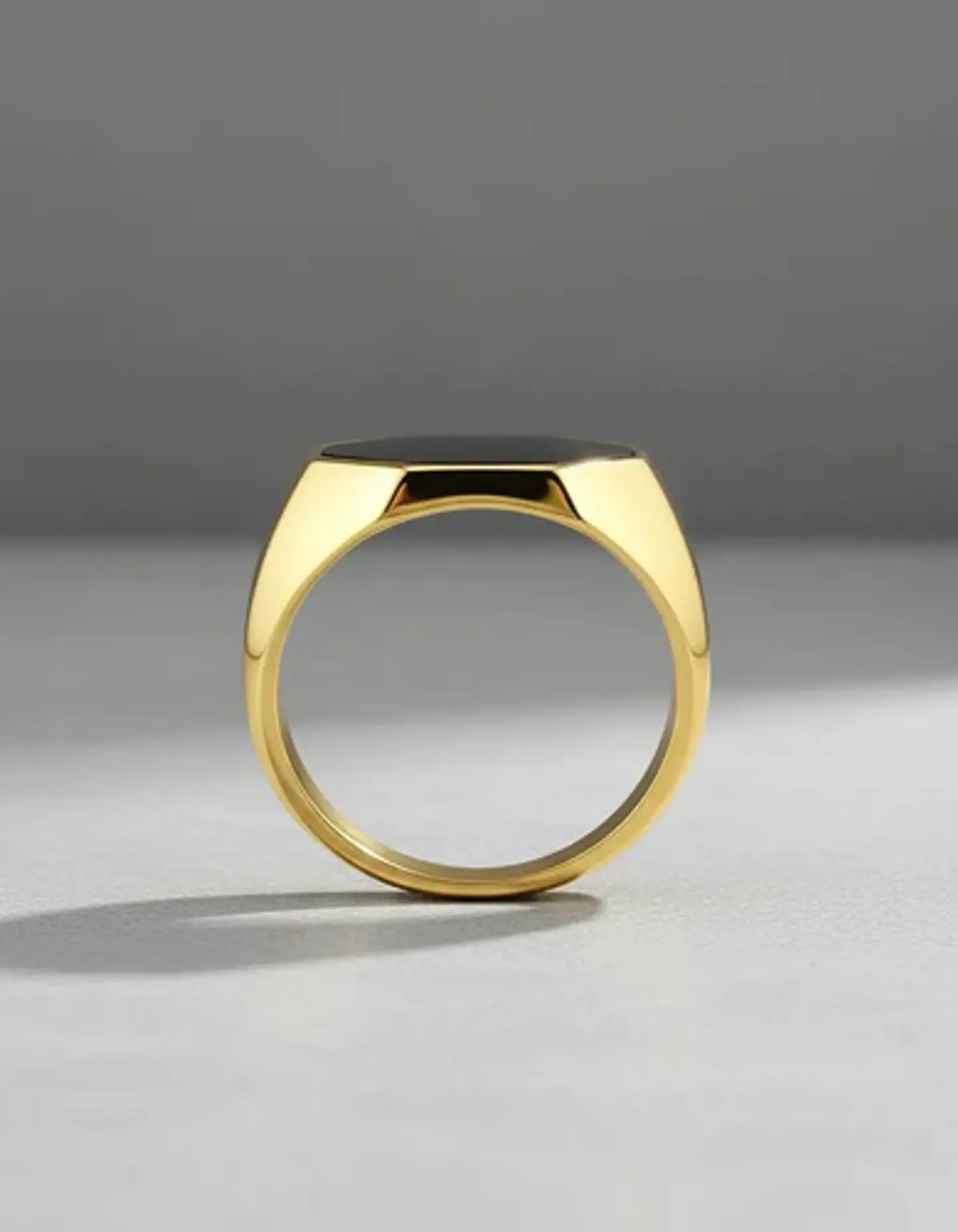 Anillo Octagonal Para Hombre Y Mujer Color Oro De Acero 8
