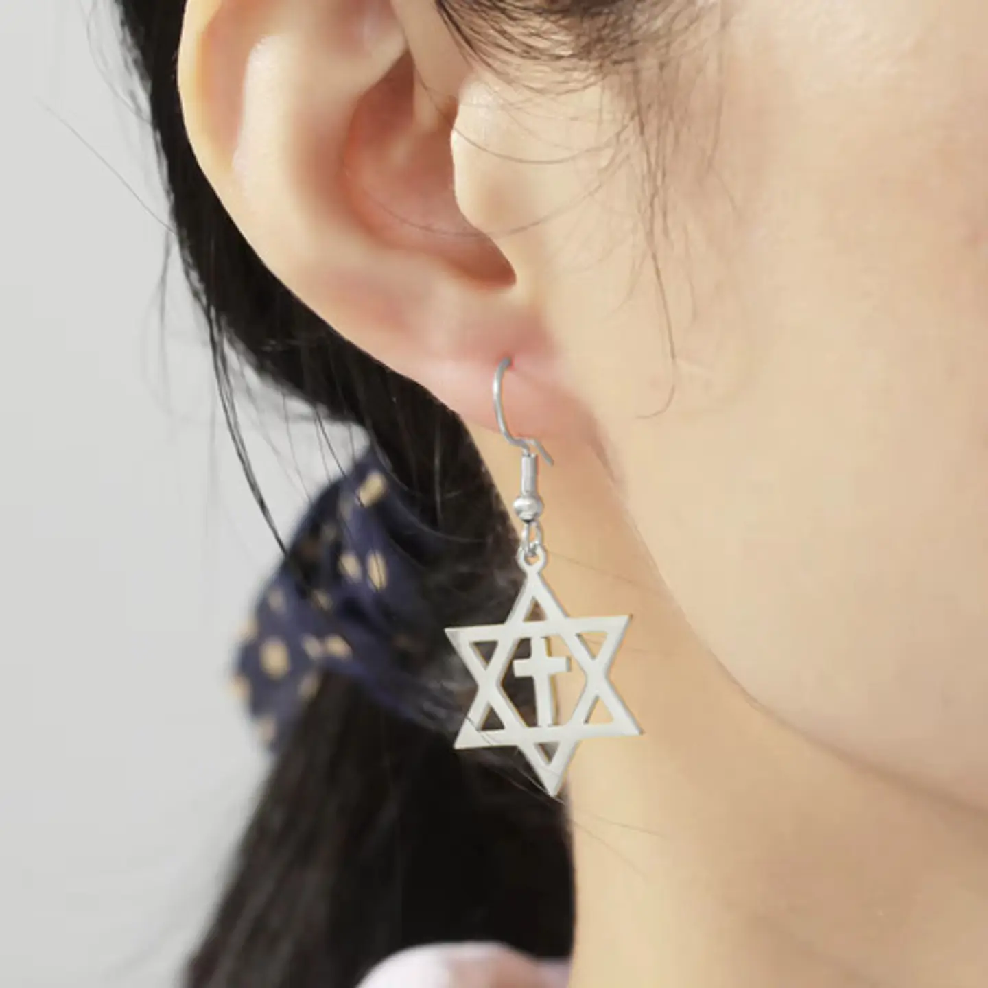 Aretes Para Mujeres Pendientes Estrella De David Con Cruz 13