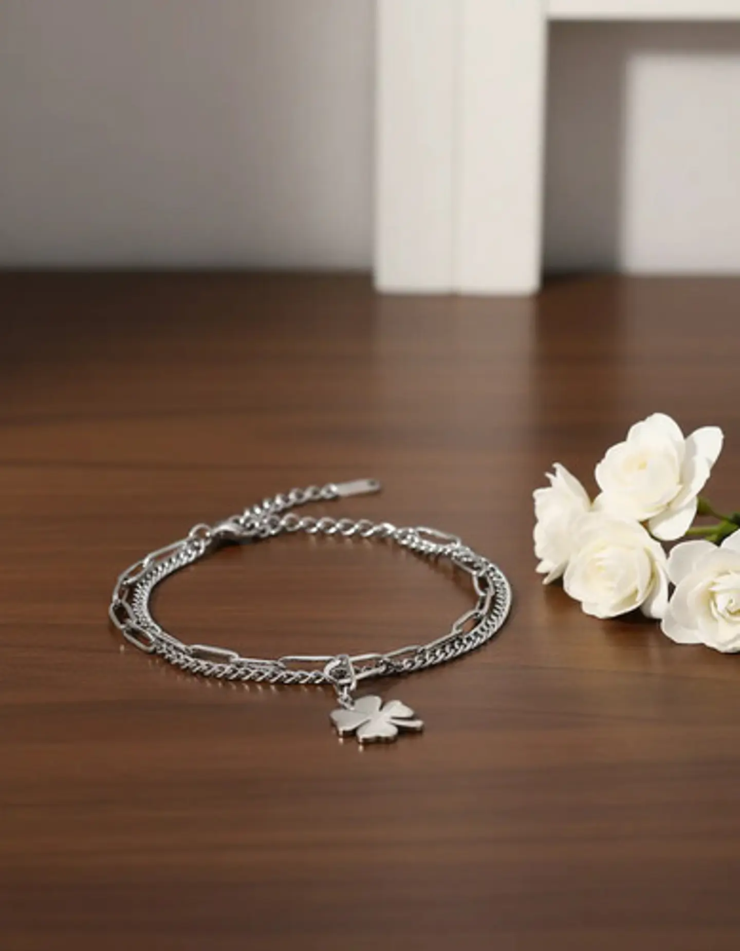 Pulsera Cadenas De Acero Para Mujer Dije Trébol De La Suerte 11