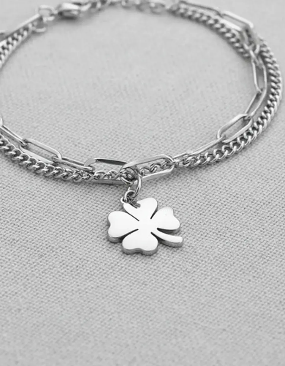 Pulsera Cadenas De Acero Para Mujer Dije Trébol De La Suerte 14