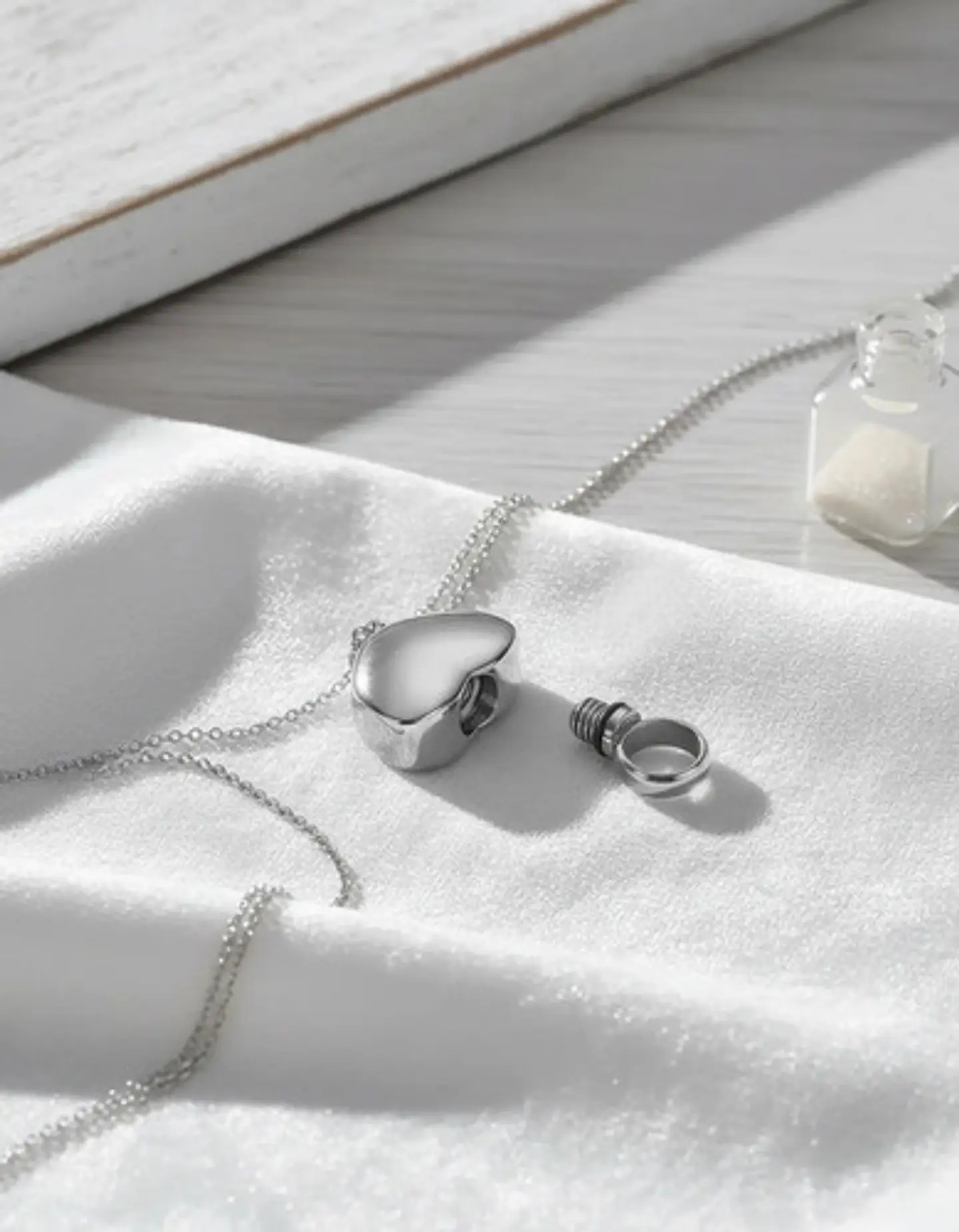Collar De Acero Para Mujeres Dije Urna Corazón Para Cenizas 5
