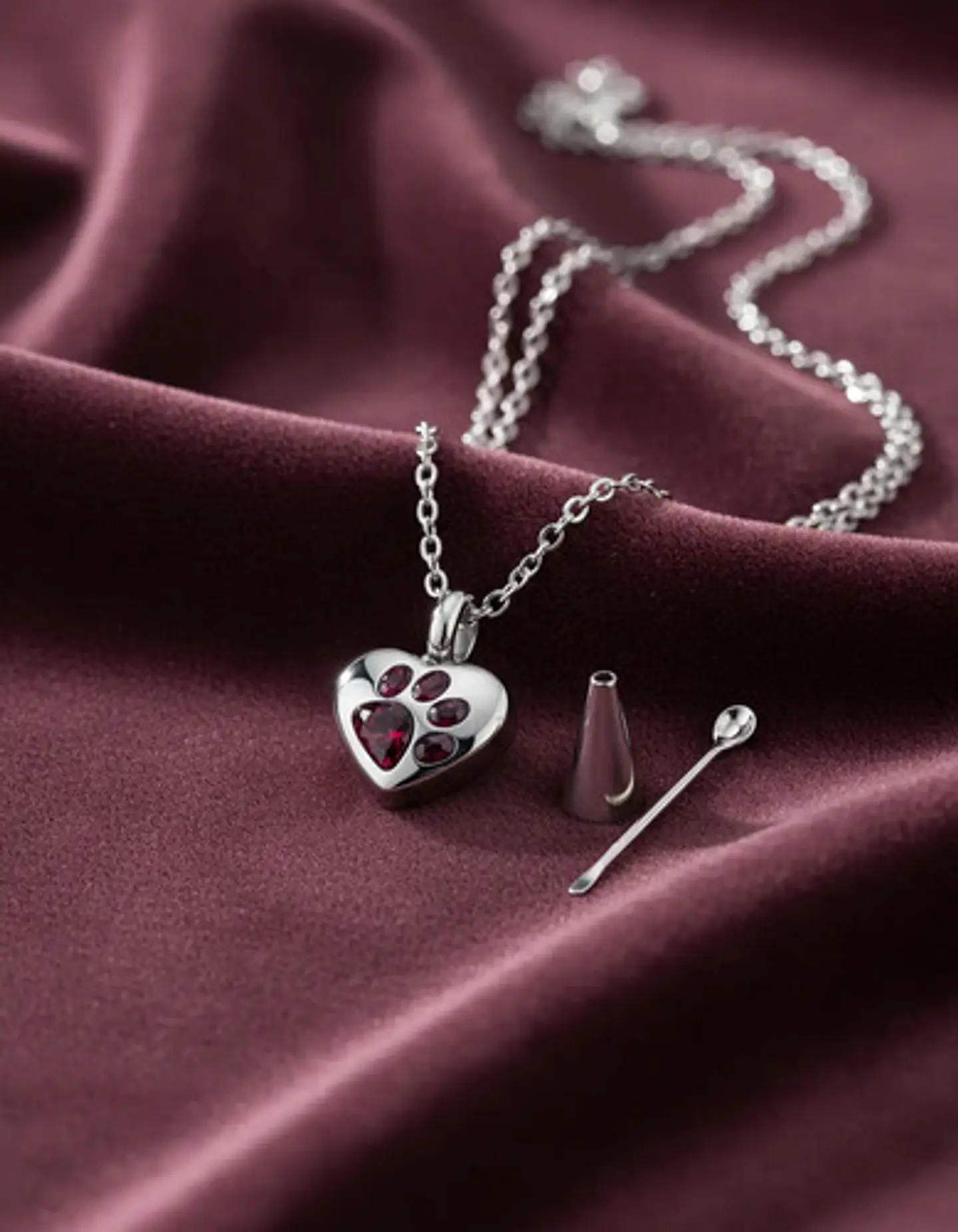 Collar De Acero Para Mujeres Dije Urna Corazón Para Cenizas 15