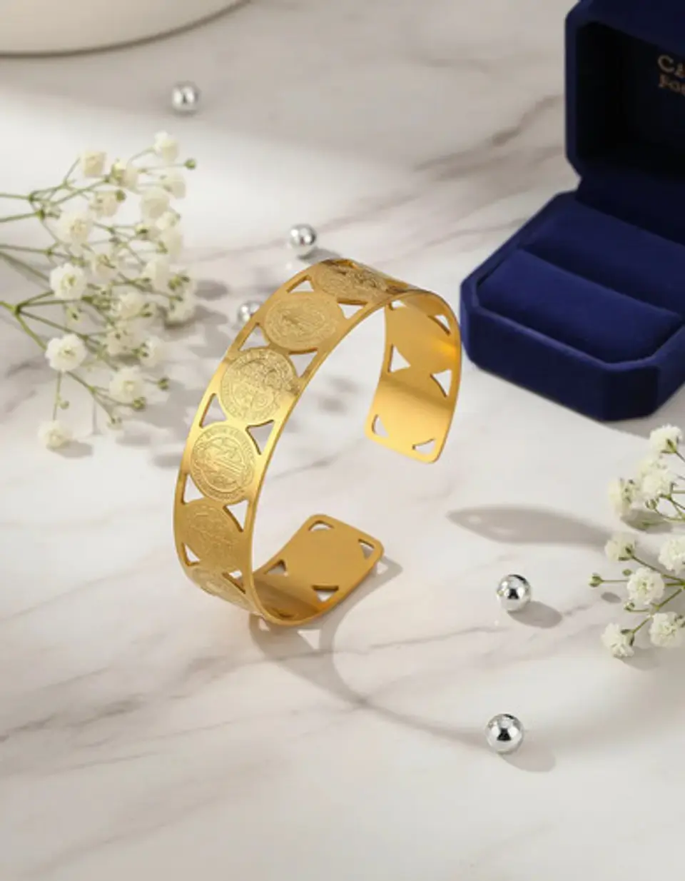 Brazalete De Acero Pulsera Para Mujeres Medallas San Benito 6