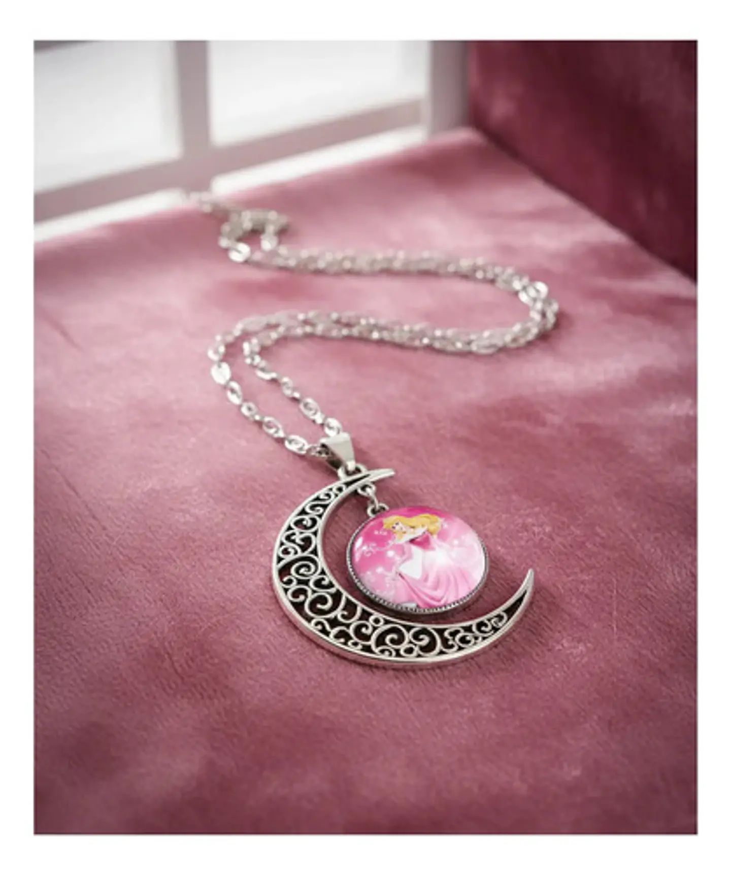 Collar Para Mujeres Niñas Dije Luna Cabujón Princesa Aurora 4