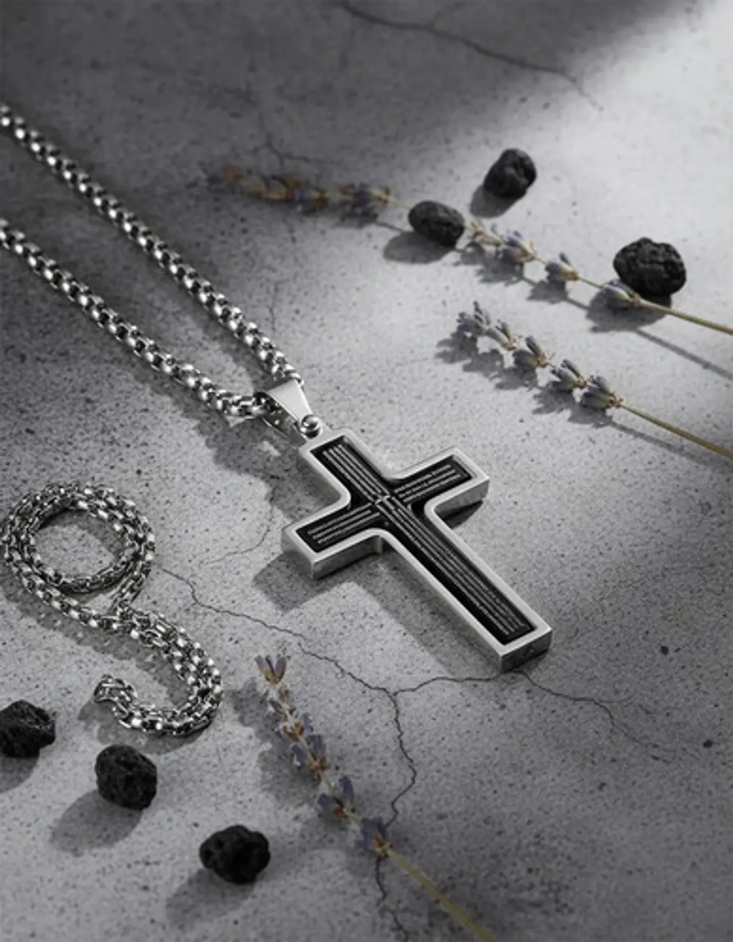 Collar Para Hombre Y Mujer Dije Cruz Giratoria Con Escritura 26