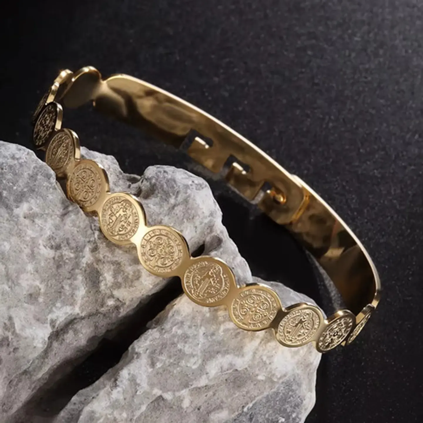 Brazalete De Acero Pulsera Para Mujer Medallas De San Benito 7