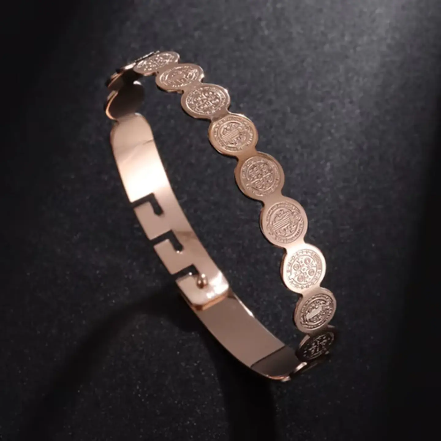 Brazalete De Acero Pulsera Para Mujer Medallas De San Benito 22