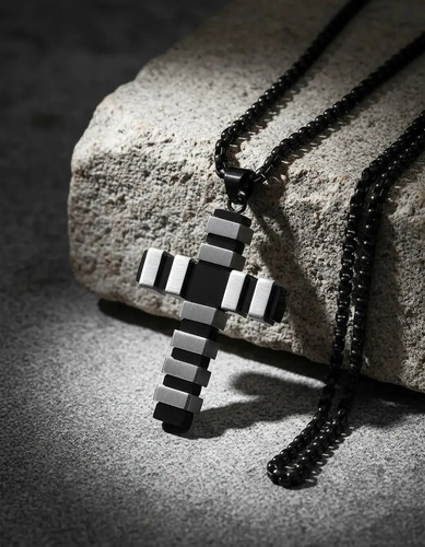 Collar Para Hombre Mujer Con Dije Doble Tono Cruz Geométrica 3