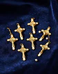 Set 8 Dijes Color Oro Cruces Con Sello San Benito De Nursia - Miniatura 9
