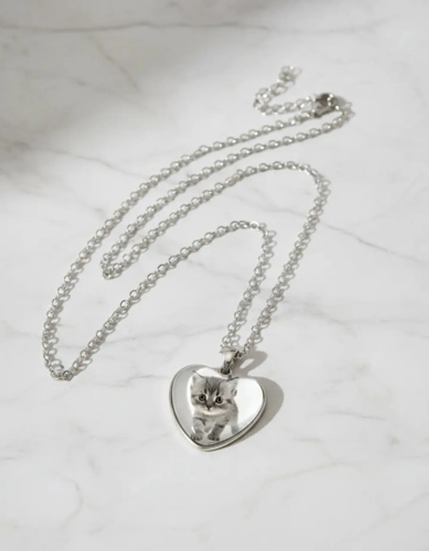Collar Para Mujeres Dije Luna Cabujón Forma De Corazón Gato 28