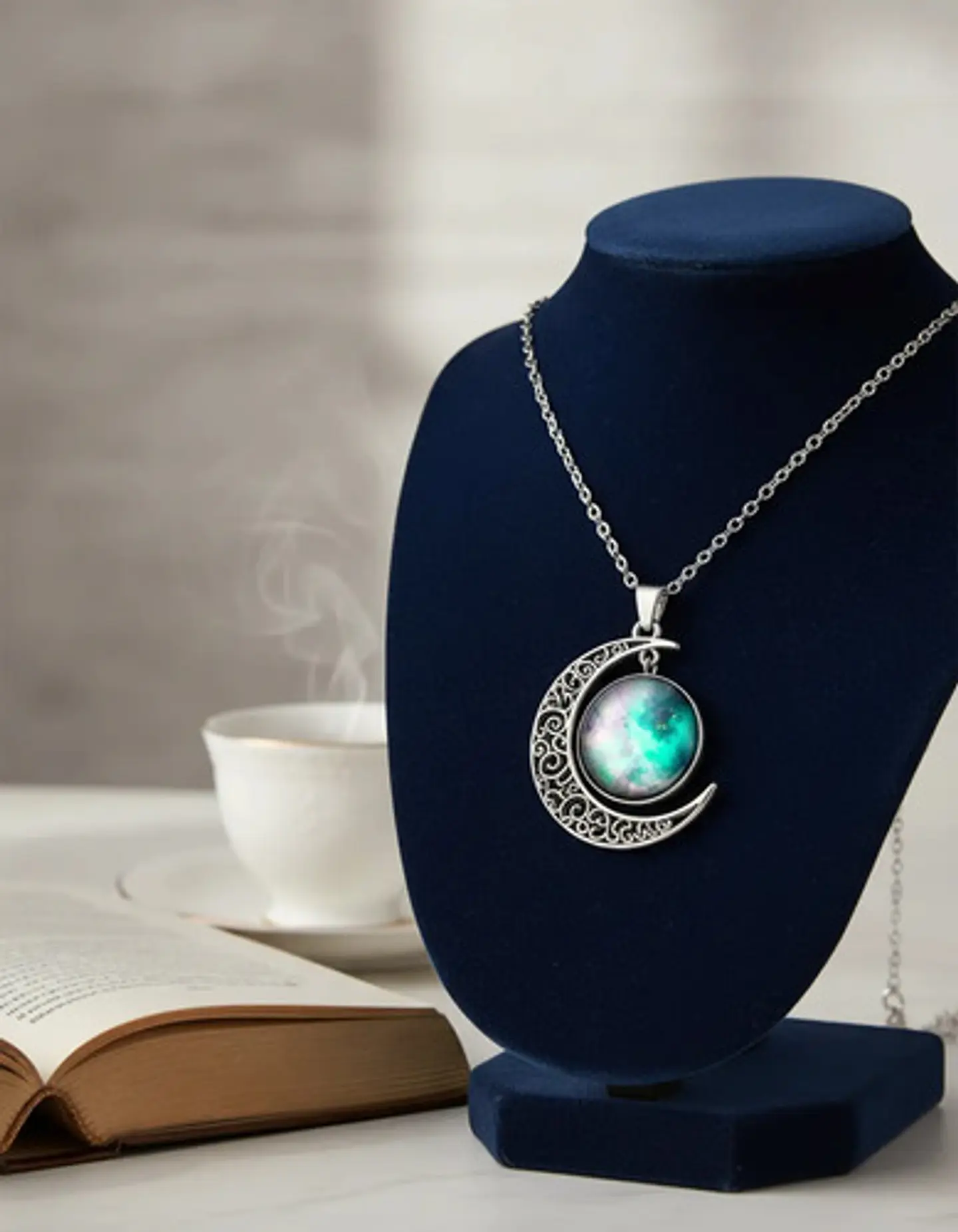 Collar Para Mujer Dije Luna Cabujón Cristal Galaxia Nebulosa 3