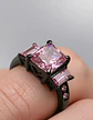 Anillo Para Mujeres Piedra Cz Rosa Corte Princesa Baguette - Miniatura 3