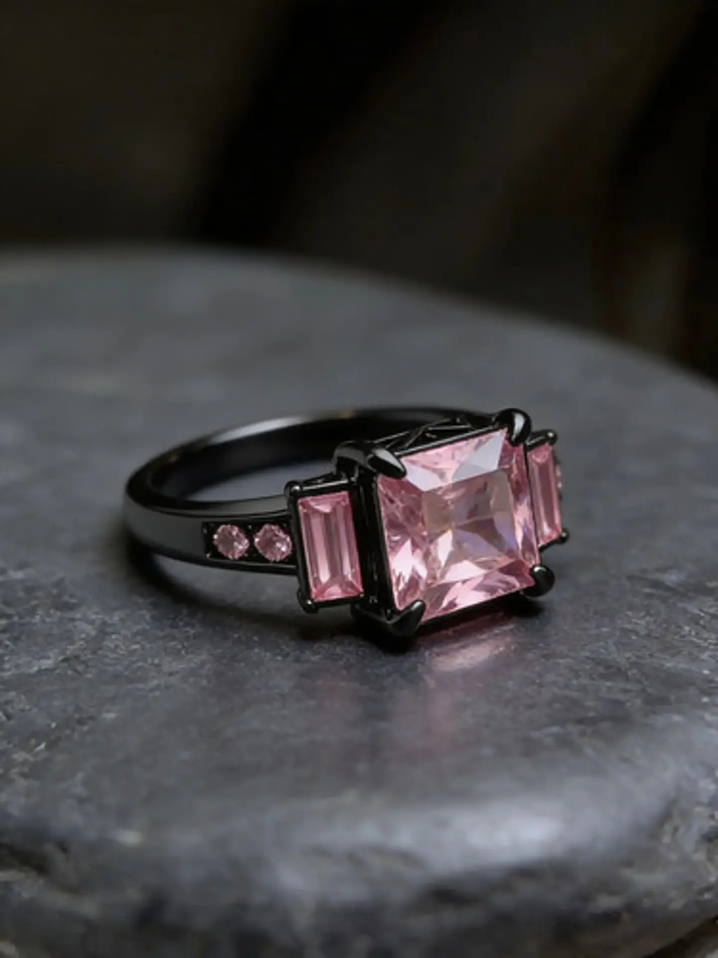 Anillo Para Mujeres Piedra Cz Rosa Corte Princesa Baguette 5