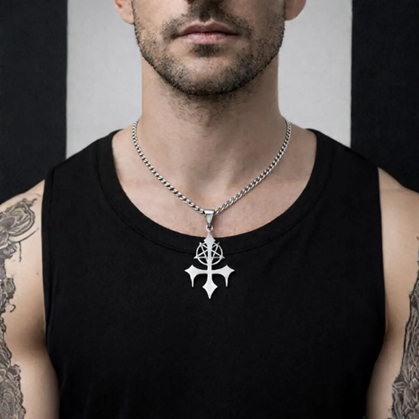 Collar De Acero Para Hombre Y Mujer Dije Pentagrama Sigil 5