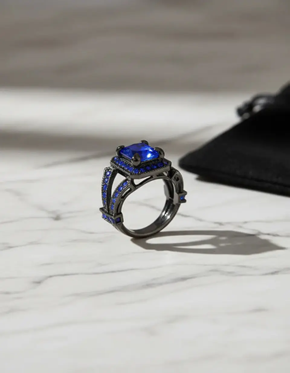 Anillo Moderno Negro Para Mujeres Geométrico Con Piedra Cz 2