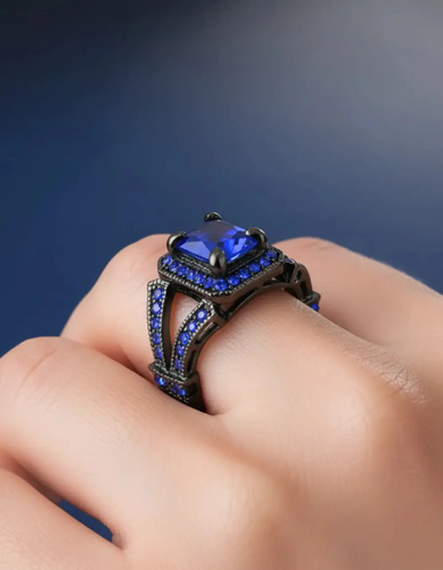 Anillo Moderno Negro Para Mujeres Geométrico Con Piedra Cz 3