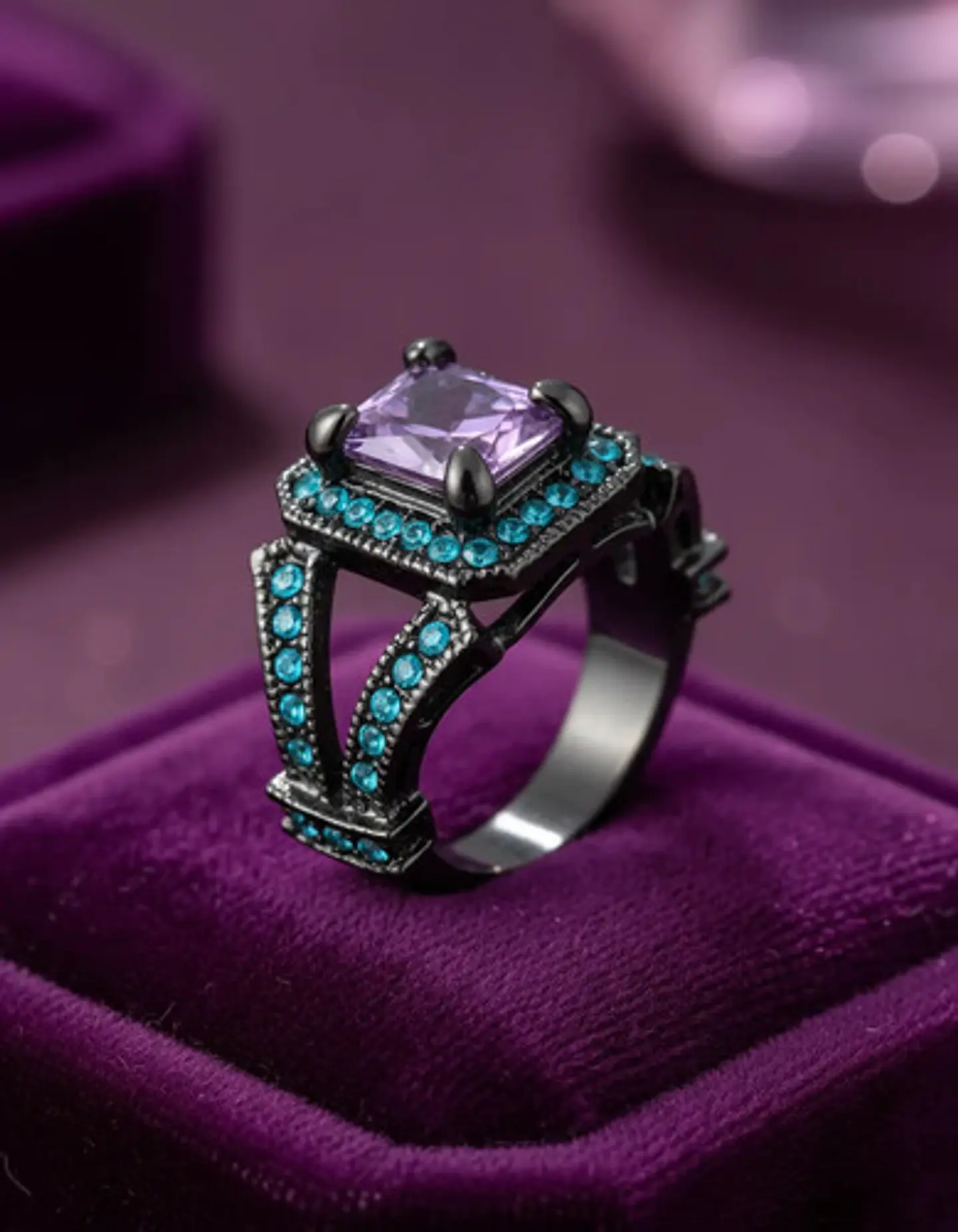 Anillo Moderno Negro Para Mujeres Geométrico Con Piedra Cz 10