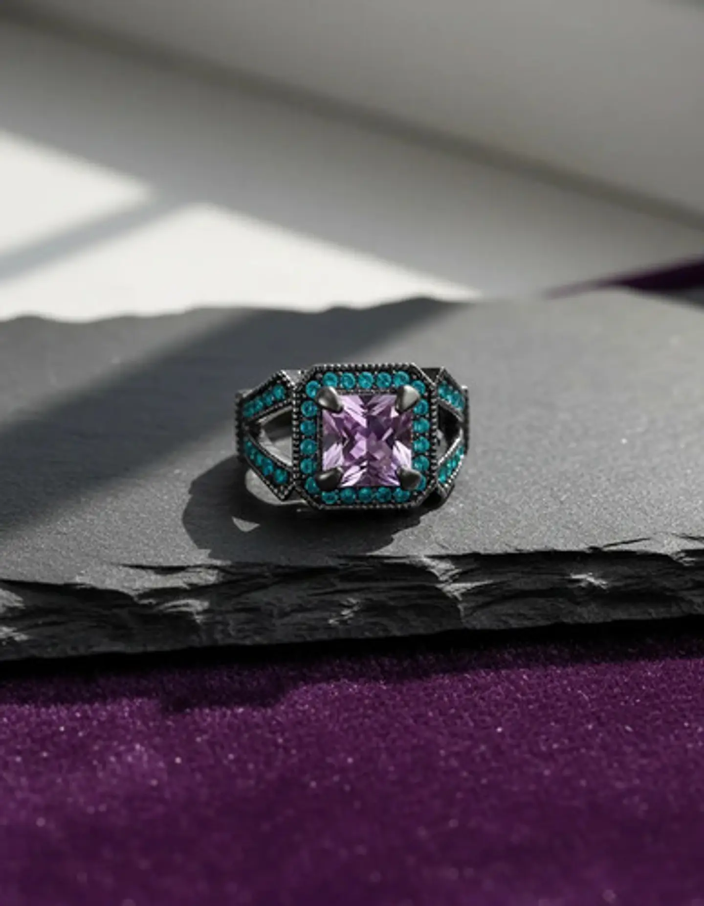 Anillo Moderno Negro Para Mujeres Geométrico Con Piedra Cz 11