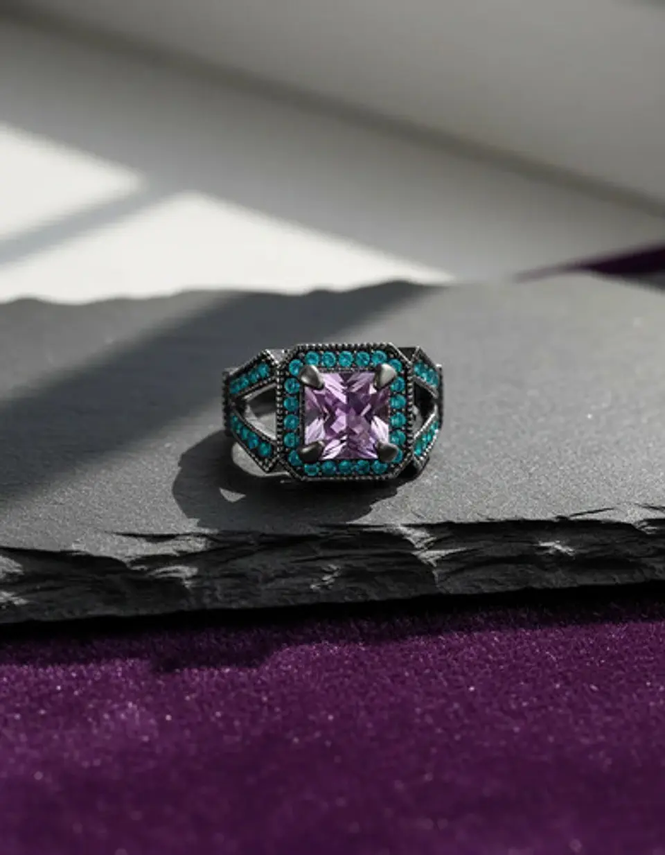 Anillo Moderno Negro Para Mujeres Geométrico Con Piedra Cz 11