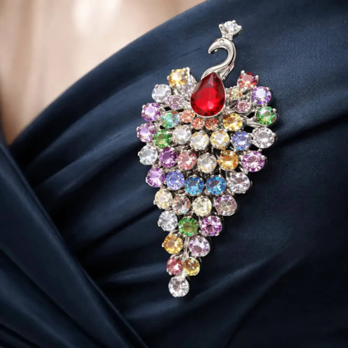 Broche De Lujo Alfiler Para Mujeres Pavo Real Piedras Cz 8