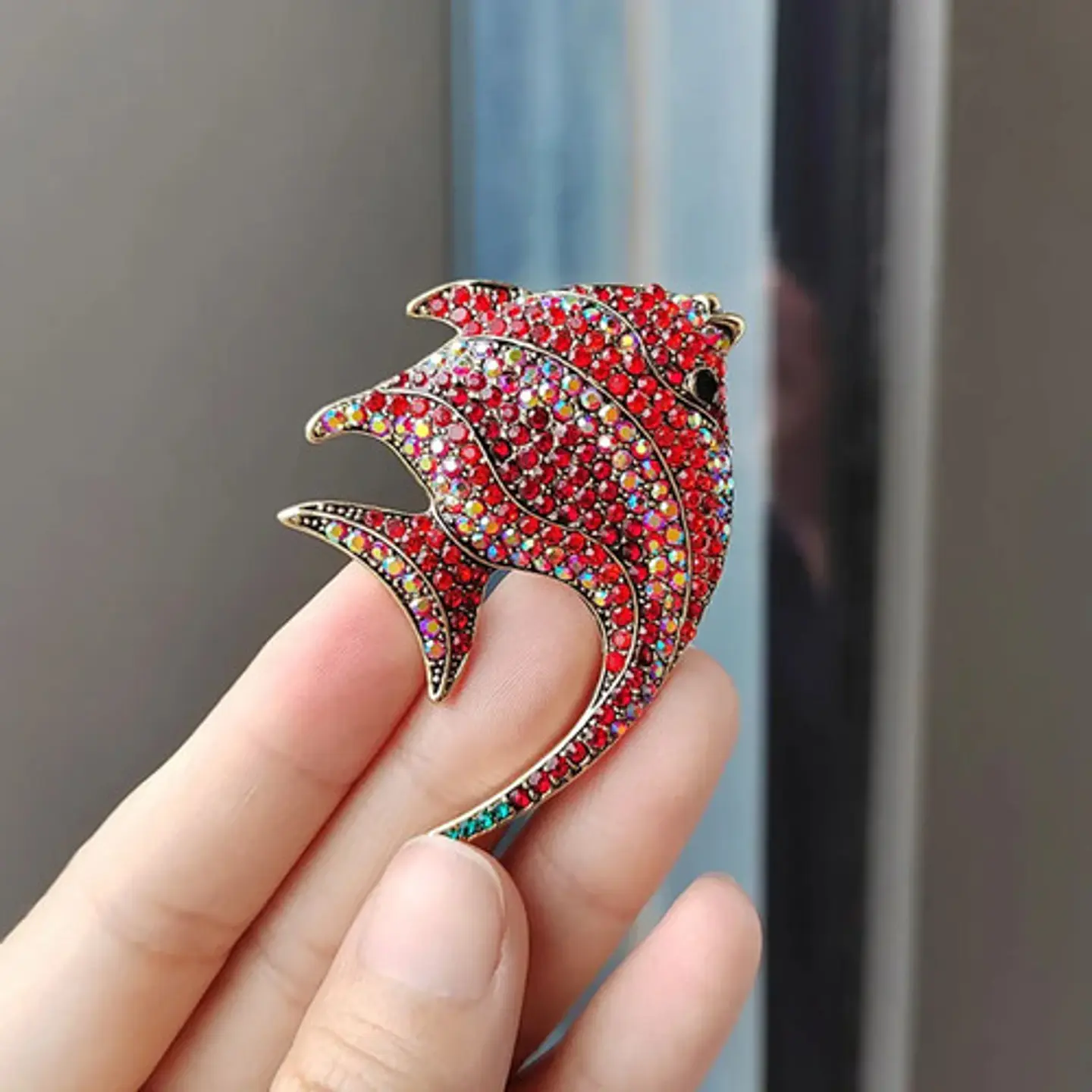 Broche Pez Elegante Con Cristal Brillantes Pin De Moda Mujer 8