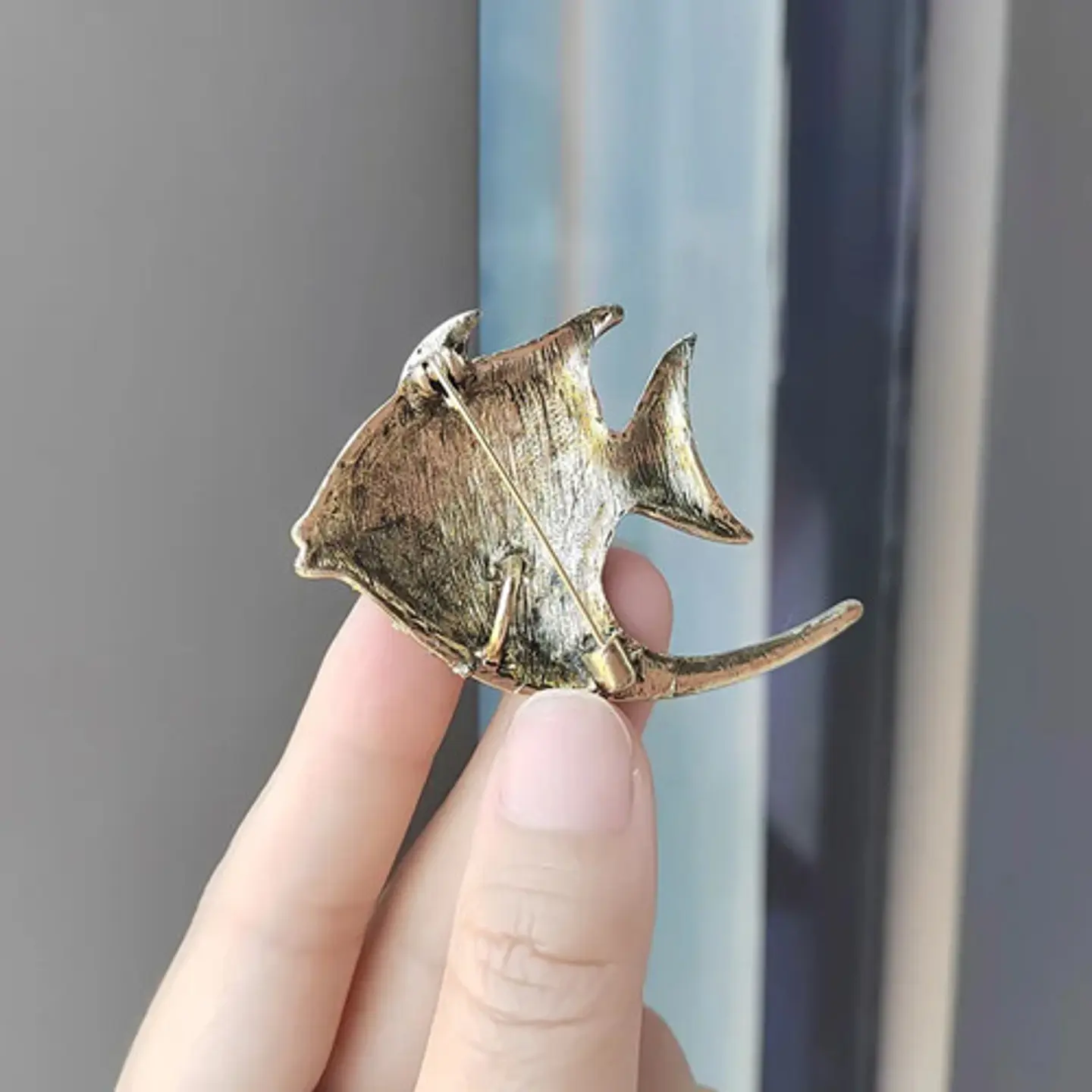 Broche Pez Elegante Con Cristal Brillantes Pin De Moda Mujer 9