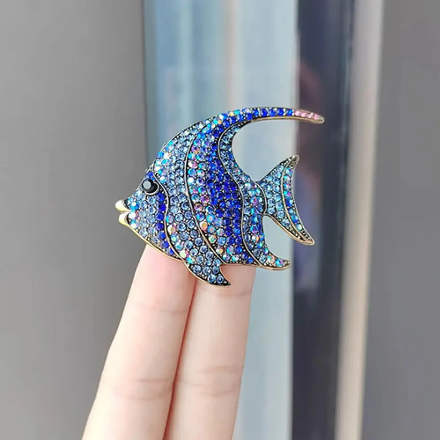 Broche Pez Elegante Con Cristal Brillantes Pin De Moda Mujer 17