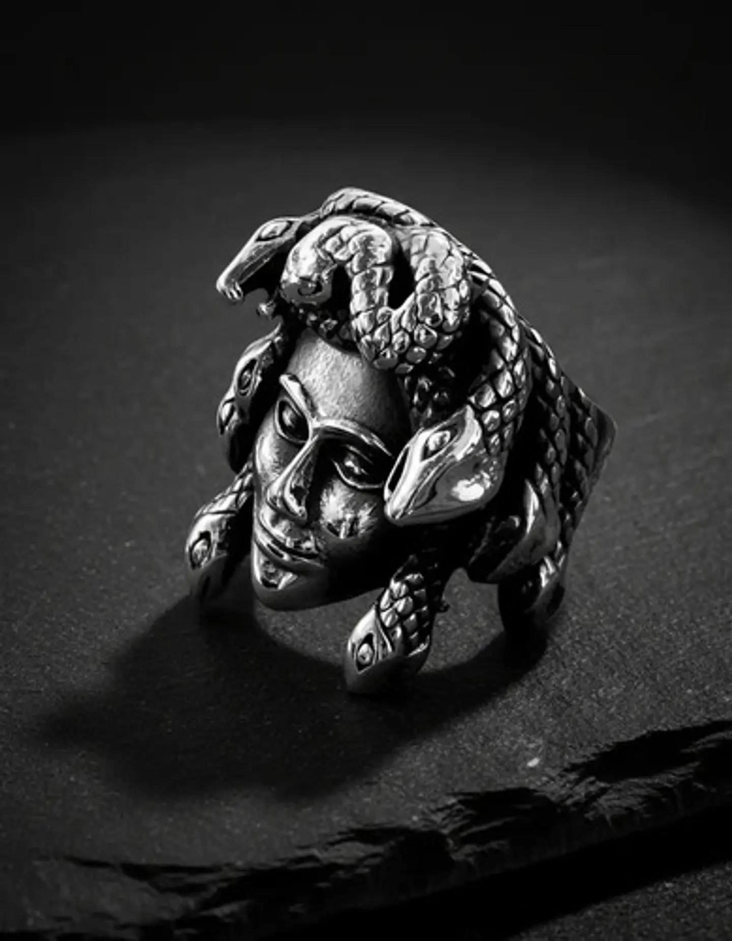 Anillo Color Plata De Acero Para Hombre Forma Medusa Gótico 5