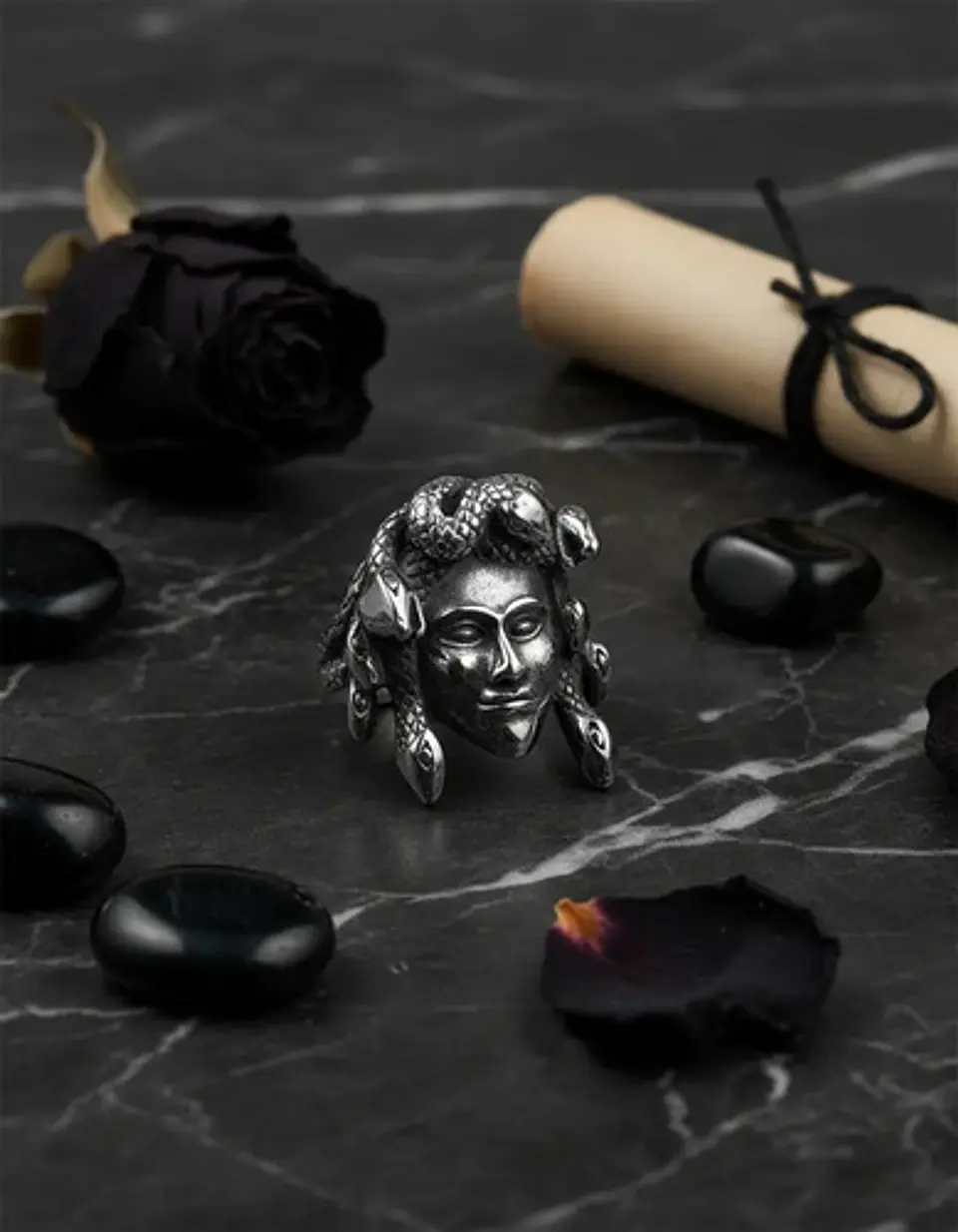 Anillo Color Plata De Acero Para Hombre Forma Medusa Gótico 8