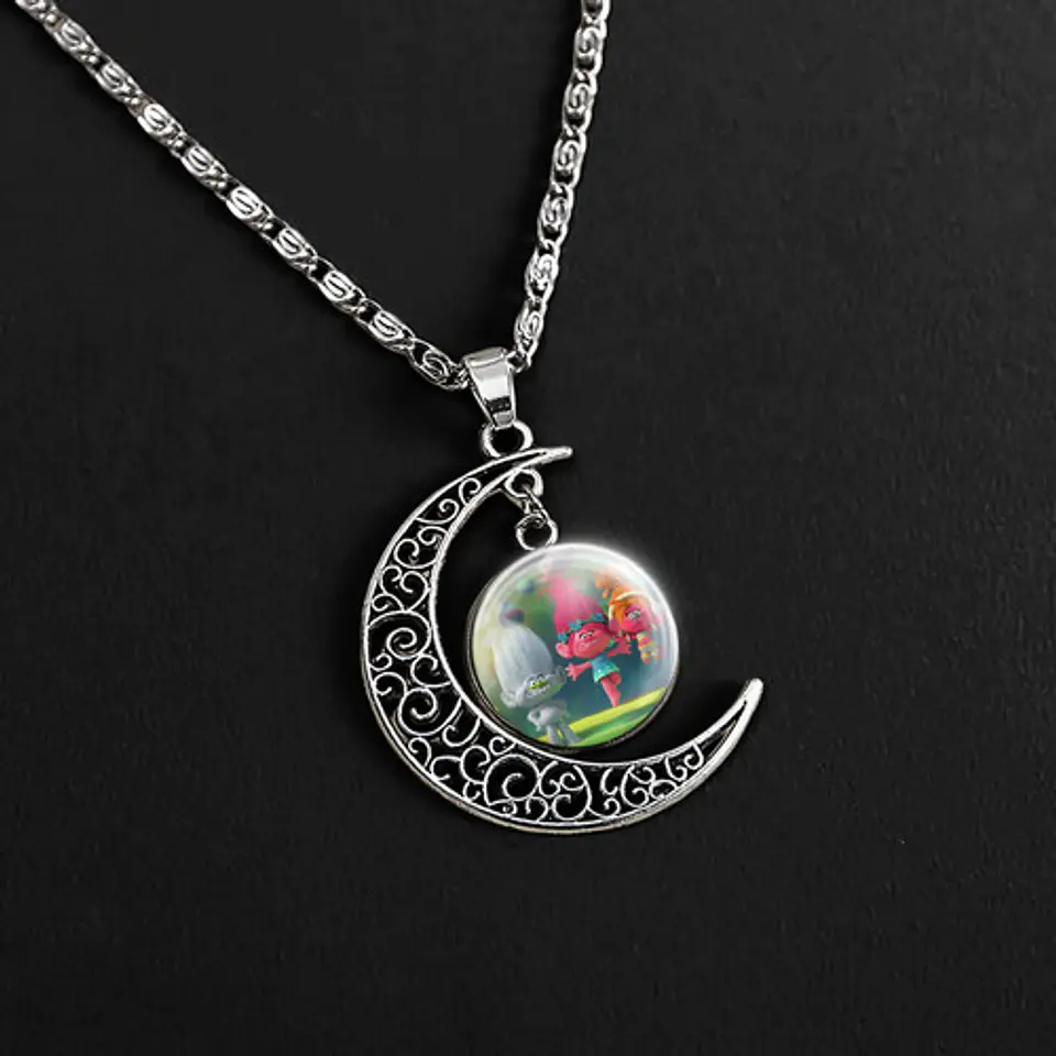 Collar Para Mujer Niñas Dije Luna Con Cabujón Animada Trolls 38