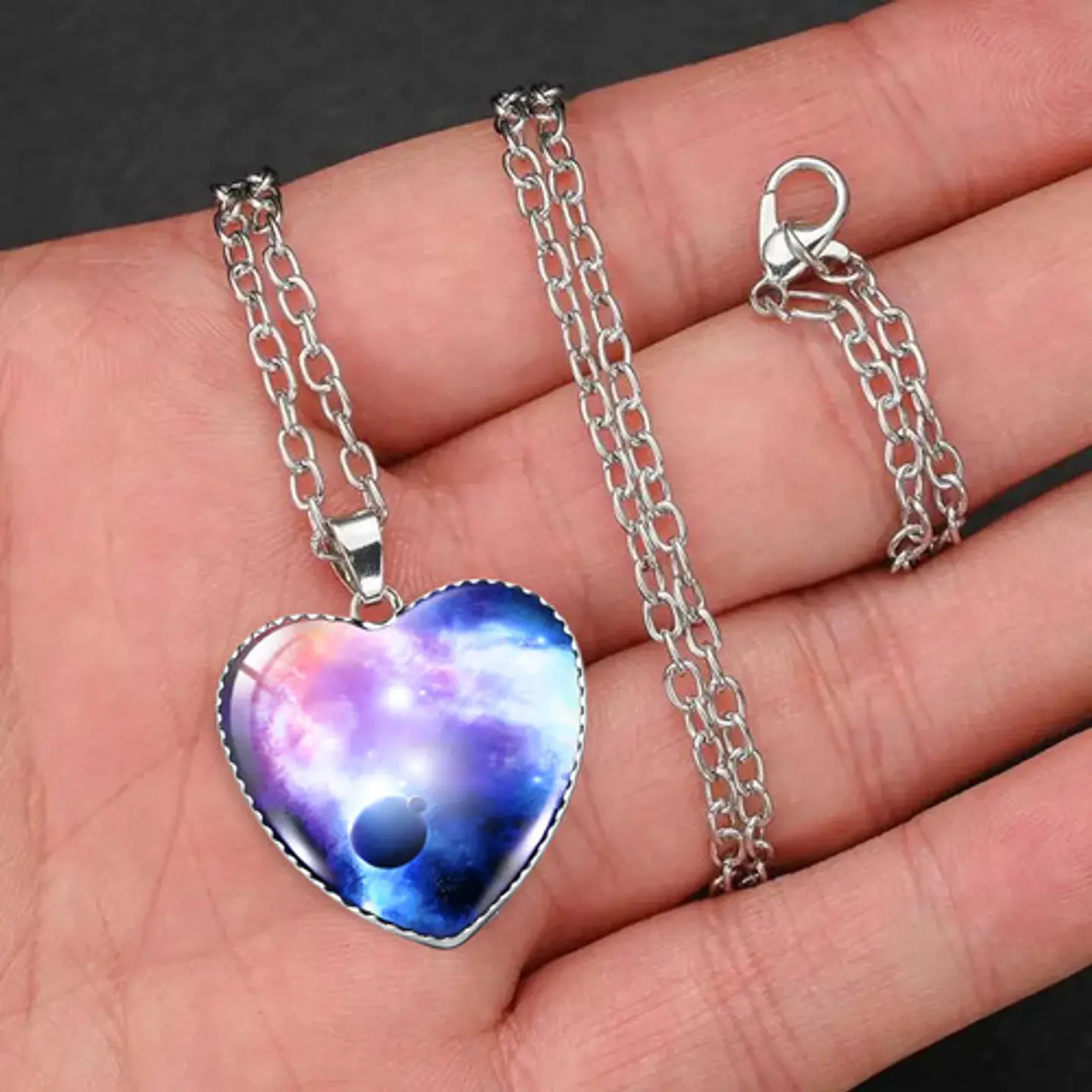 Collar Para Hombres Y Mujeres Dije Corazón Galaxia Nebulosa 30